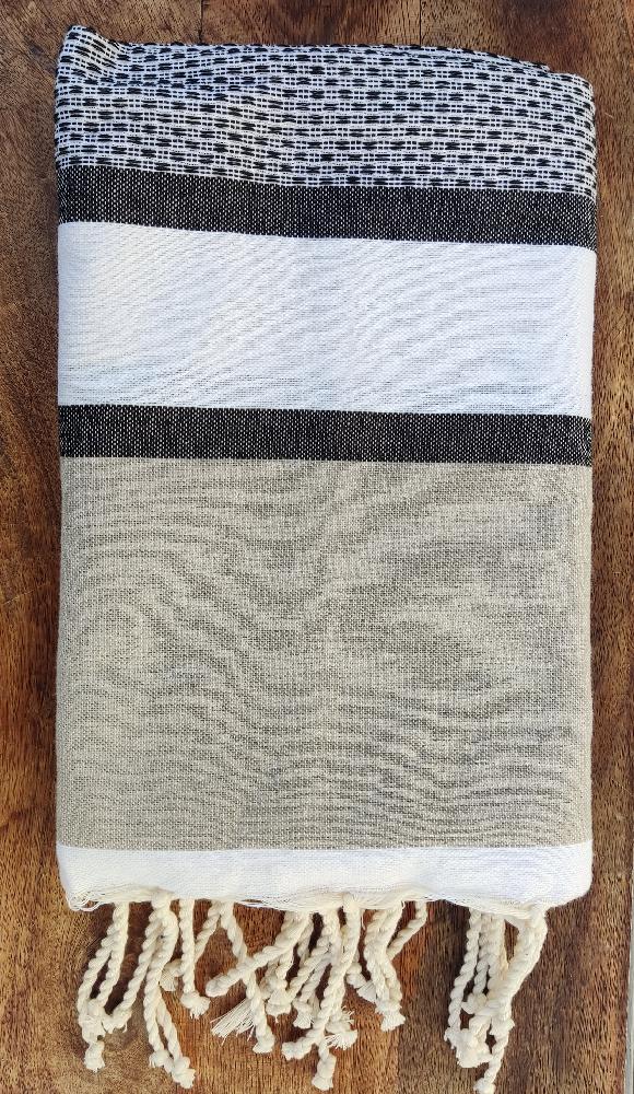 RUČNĚ TKANÝ BAVLNĚNÝ PLÉD FOUTA / BÉŽOVO-ČERNÉ PRUHY